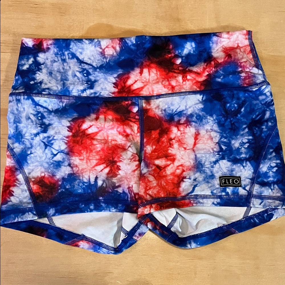 Fleo 3.25” Apex Contour Red White and Blue Tie Dye Shorts